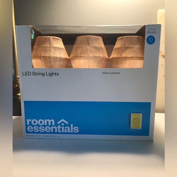 Room Essentials LED String Lights - Picture 2 of 9